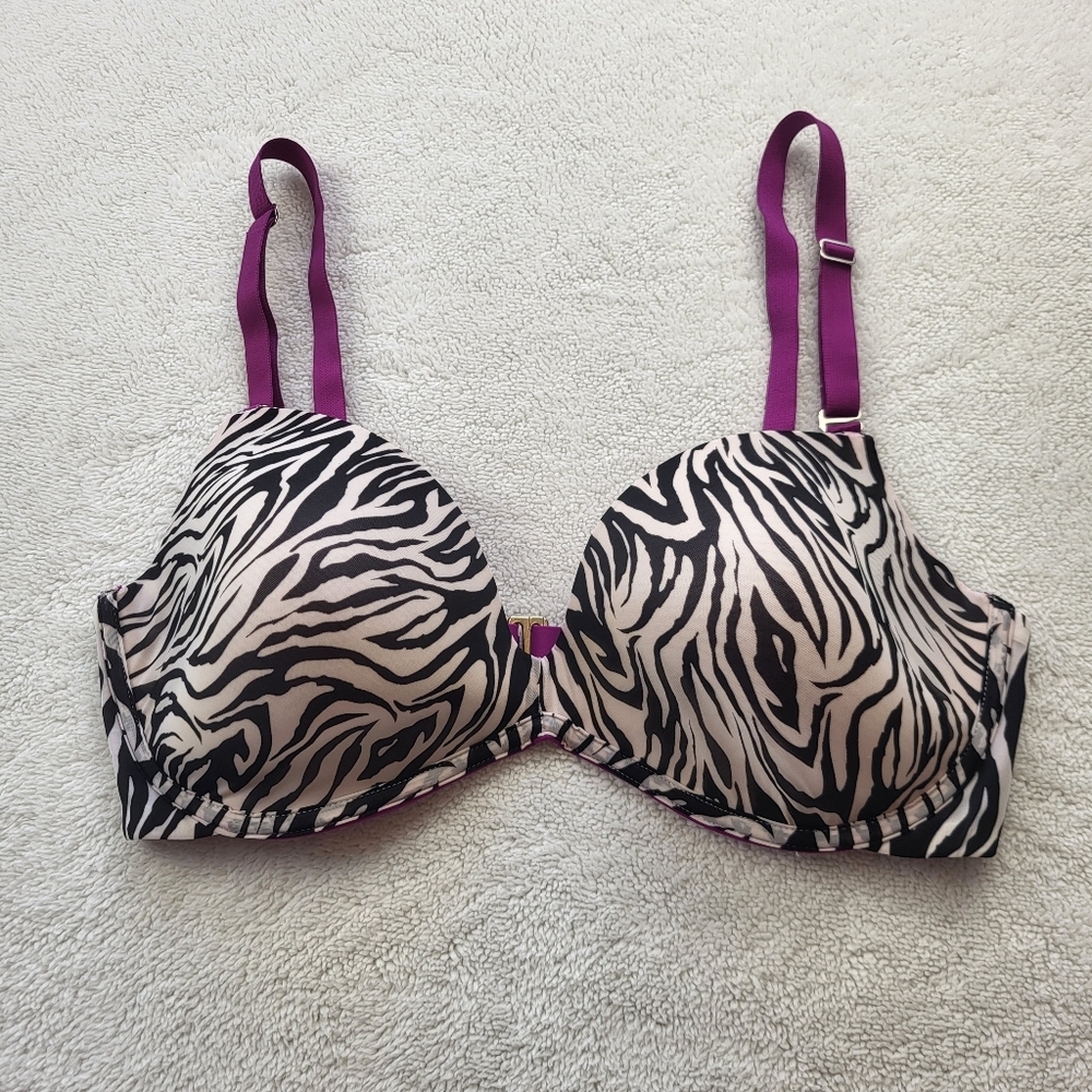 Frederick's of Hollywood Zebra Magenta lightly lined bikini Bra Size 38DD